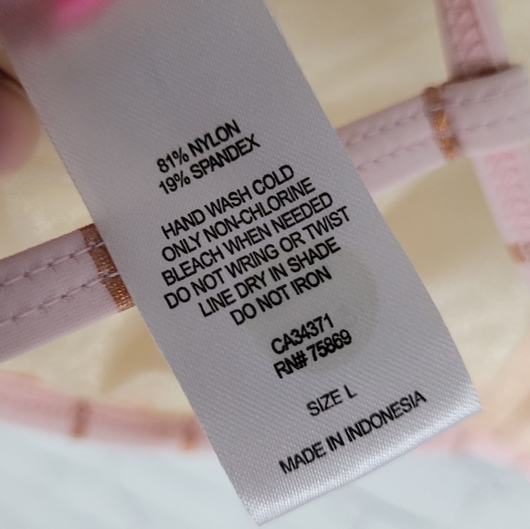 BETSEY JOHNSON | ruffle stripe swim bikini top - Picture 5 of 8